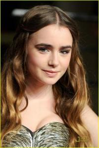lily-collins