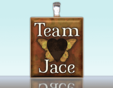 Jace pendant