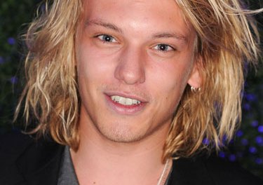 sev-sci-fi-guy-3-lgn