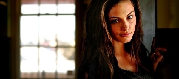 Phoebe-Tonkin