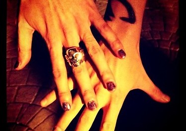 Malec hands
