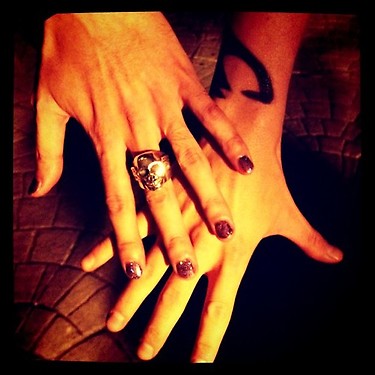 Malec hands