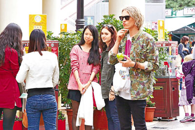 tumblr_mf53svuhb91rae0yvo1_400