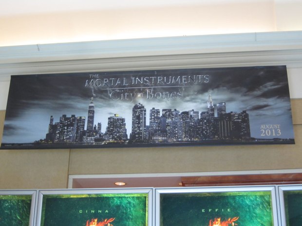 CinemaCon-The-Mortal-Instruments-Banner-Shockya