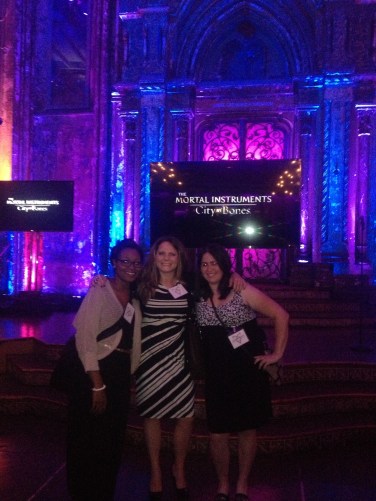 Shannon (TMI Institute), Katie (Mundie Moms) and Alyssa (TMI Source)