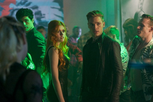 SHADOWHUNTERS - "Raising Hell" - The Shadowhunters will have to put their trust in a Downworlder to access Clary’s memories in “Raising Hell,” an all-new episode of “Shadowhunters,” airing Tuesday, February 2nd at 9:00 – 10:00 p.m., EST/PST on Freeform, the new name for ABC Family. (Freeform/Sven Frenzel) MATTHEW DADDARIO, KATHERINE MCNAMARA, DOMINIC SHERWOOD