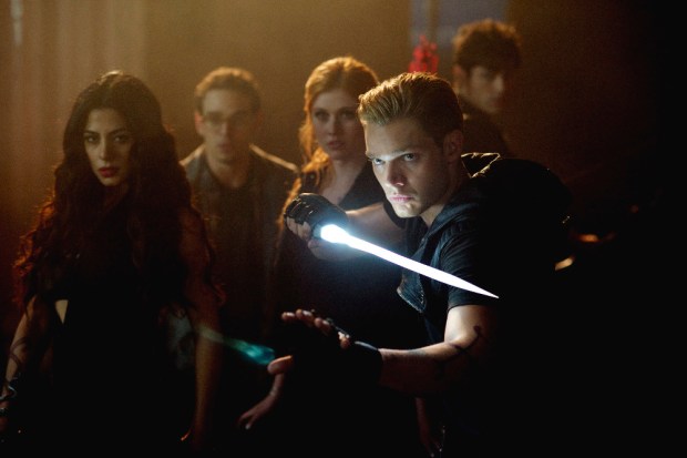 SHADOWHUNTERS - "Moo Shu To Go" - Alec finds himself torn between duty and loyalty to Jace in “Moo Shu to Go,” an all-new episode of “Shadowhunters,” airing Tuesday, February 9th at 9:00 – 10:00 p.m., EST/PST on Freeform, the new name for ABC Family. (Freeform/Sven Frenzel) EMERAUDE TOUBIA, ALBERTO ROSENDE, KATHERINE MCNAMARA, DOMINIC SHERWOOD