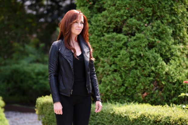 SHADOWHUNTERS - "Of Men and Angels" - Magnus and Luke reveal Clary’s past in “Of Men and Angels,” an all-new episode of “Shadowhunters,” airing Tuesday, February 16th at 9:00 – 10:00 p.m., EST/PST on Freeform, the new name for ABC Family. (Freeform/John Medland) MAXIM ROY