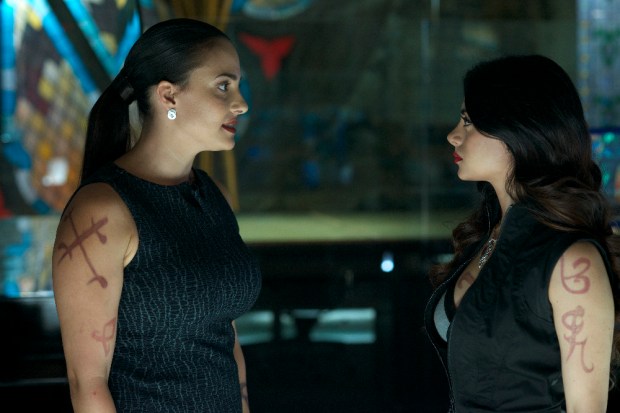 SHADOWHUNTERS - "Of Men and Angels" - Magnus and Luke reveal Clary’s past in “Of Men and Angels,” an all-new episode of “Shadowhunters,” airing Tuesday, February 16th at 9:00 – 10:00 p.m., EST/PST on Freeform, the new name for ABC Family. (Freeform/Sven Frenzel) NICOLA CORREIA-DAMUDE, EMERAUDE TOUBIA