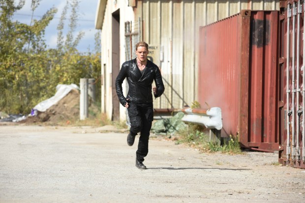 SHADOW HUNTERS - "Morning Star" - Time is running out for the Shadowhunters to stop Valentine in "Morning Star," the season finale of "Shadowhunters," airing TUESDAY, APRIL 5 (9:00 - 10:00 p.m. EDT) on Freeform. (Freeform/John Medland) DOMINIC SHERWOOD